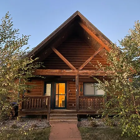 Cabin Retreat Near 3 Bears Resort